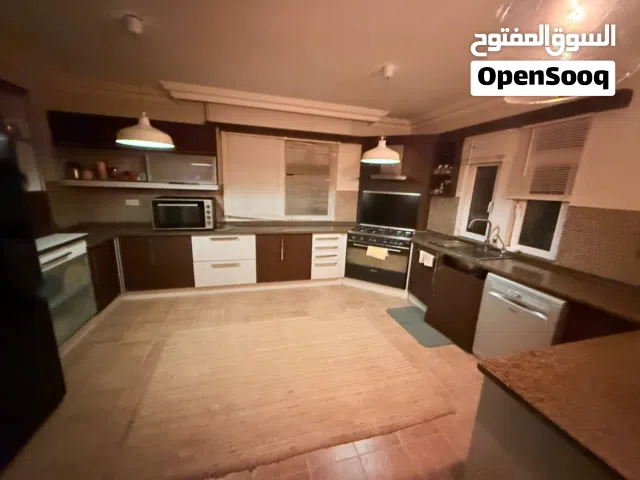 مطبخ مستعمل للبيع بحالة جيدة 4 واجهات مرج الحمام