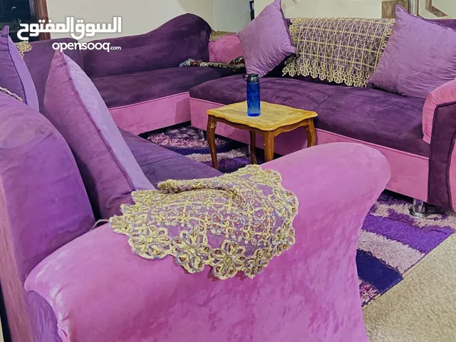 طقم كورنر بحالة ممتازه جداً