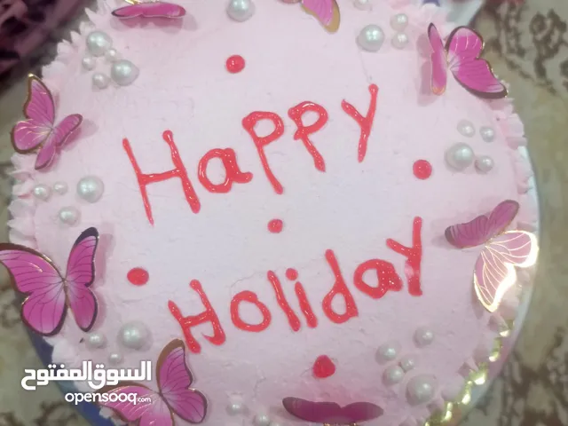 كيك المناسبات للبيع كل انواع الكيك حلويات ومعجنات نوفرها