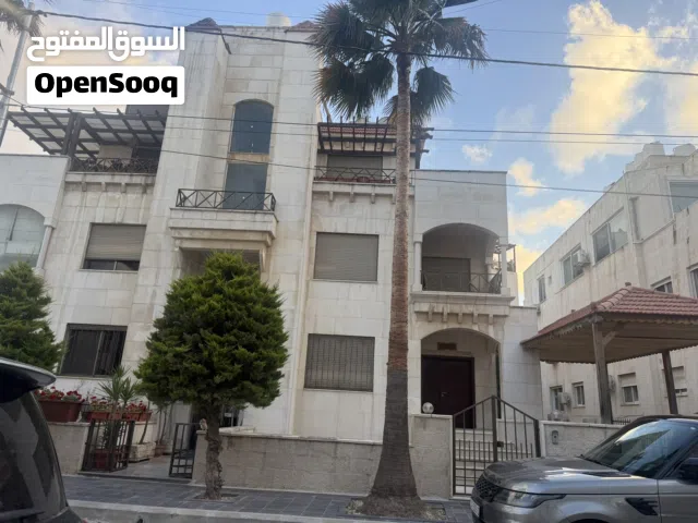 300 m2 4 Bedrooms Apartments for Rent in Amman Abdoun