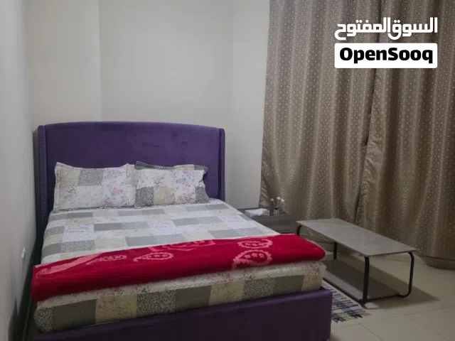 غرفة واسعة للإيجار مقابل بحر الحيرة