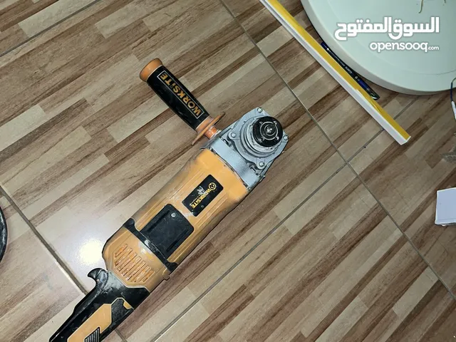 عده صناعيه صواريخ وسكلات وهلتيات للبيع كاملات بسعر مغري وممتاز اشي شغال واشي خربان ولو واحد بنفع