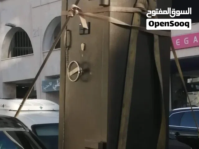 المصري للقاصه والخزنات نقل جميع القاصات والأبواب والخزناتالمصري للقاصه والخزنات نقل جميع القاصات وا