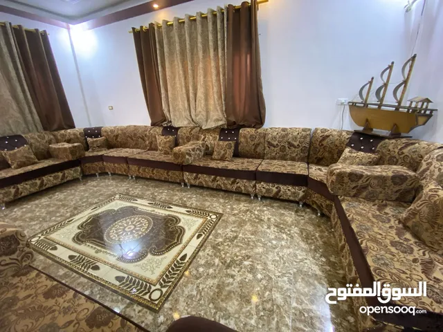 طقم كنبايات بحاله جيده