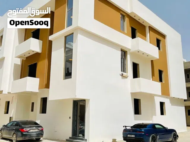 عماره 3طوابق نص ف سراج طريق لموشي بلقرب من زاد نافع