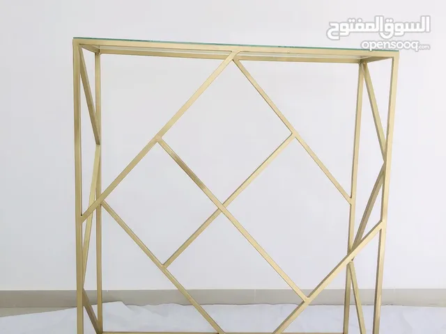 كونسول مدخل لون ذهبي