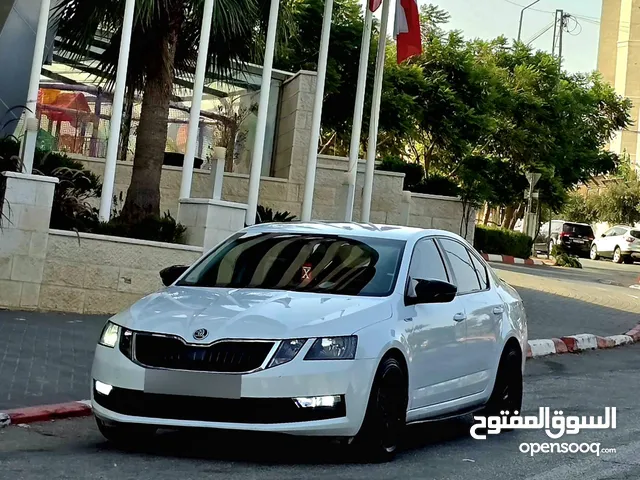 سكودا اوكرافيا بنزين 2020