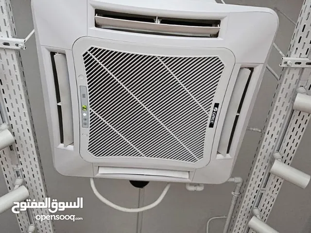 Gree air conditioner ( new model condition) 3