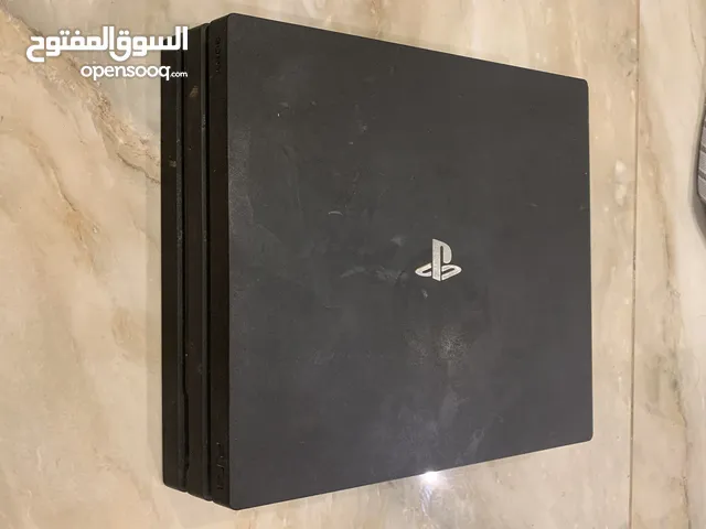 بلايستيشن 4 برو للبيع يبيلها تنظيف بسيط تؤديها عند أي واحد مختص بلايستيشن ينظفها دينارين