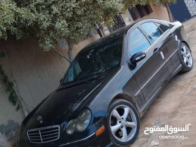 مرسيدس كاكويه 2006