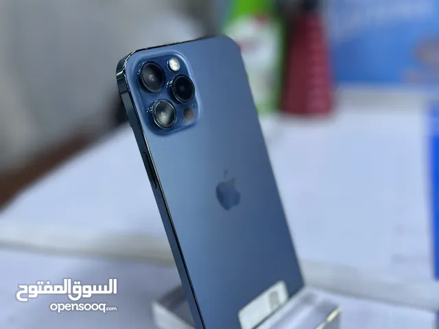 ايفون 12pro max للبيع نضيف جداً جداً لون ازرق بطارية 86 حقيقية محتوياتة كارتون وشاحنة اصلية شرق اوسط