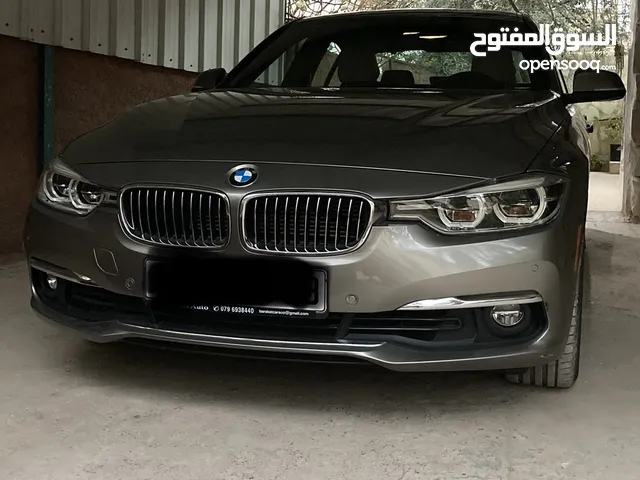 BMW 330e Plug-In Hybrid