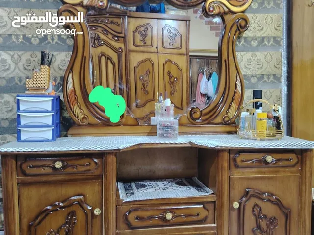 غرفه نوم طابقين للبيع نضيفه