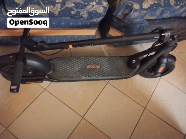 سكوتر ناينبوت شبه جديد.......................