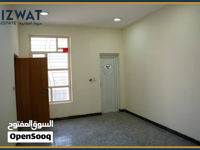 بناية تجارية لايجار قرب جامع الناجي