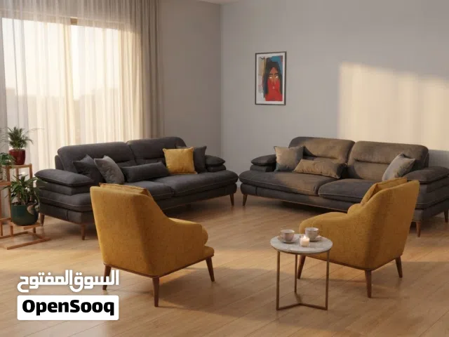 طقم كنب مودرن بحالة ممتازة  2 كنباية تتحول لسرير + 2 كراسي مفردة