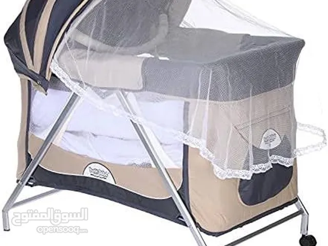 سرير اطفال Petit Bebe مستعمل