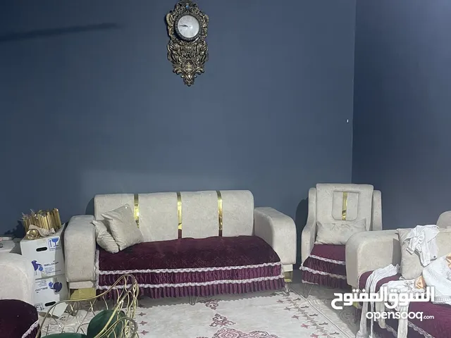 200 m2 4 Bedrooms Apartments for Rent in Basra Tannumah