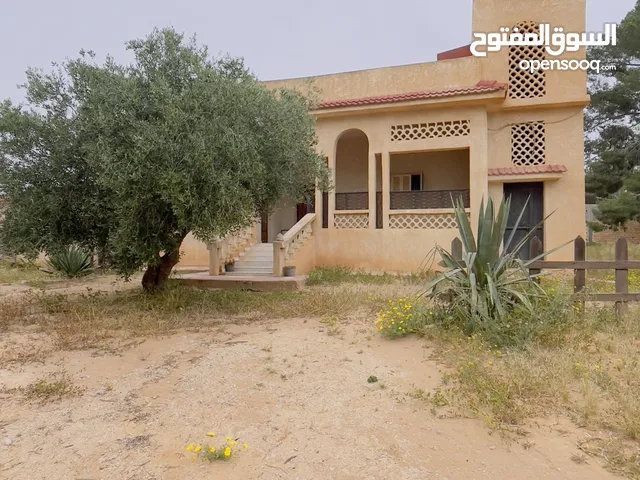 170 m2 4 Bedrooms Townhouse for Sale in Tarhuna AlKhadra