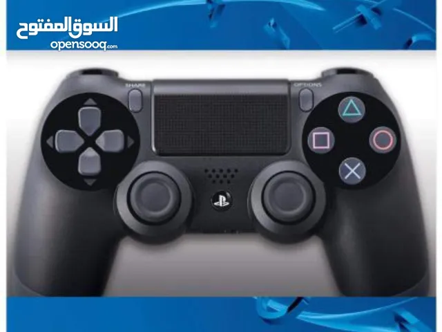 يدين بلايستيشن فور دوال شوك4 تتميز باتصال لاسلكي عبر البلوتوت وشريط اضاءه تفاعلي ولوحه لمس حساسه تتب