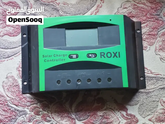 منظم شحن الطاقة الشمسية ROXI (عررررررطه )