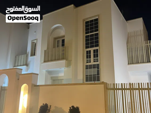 390 m2 More than 6 bedrooms Villa for Sale in Tripoli Ain Zara