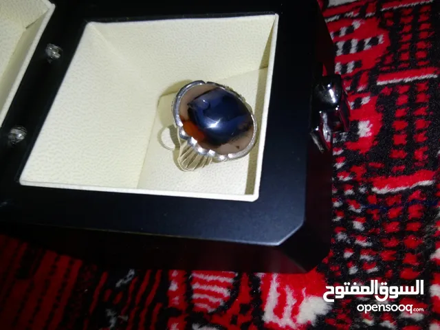 خاتم عقيق يماني اصلي طبيعي فضه عاليه نوادر للبيع لتواصل للجادين فقط فقط بشراء