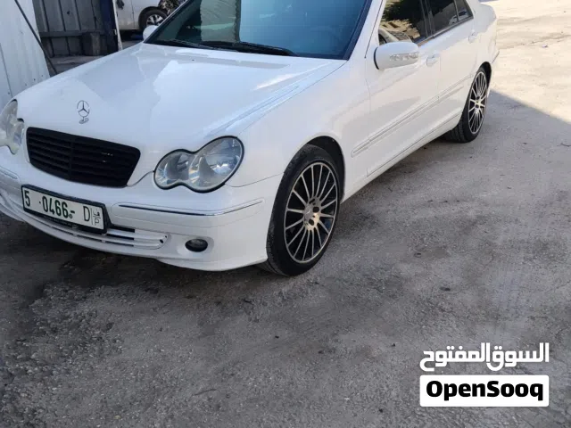 2001 مرسيدس بنز الفئة-C C 220