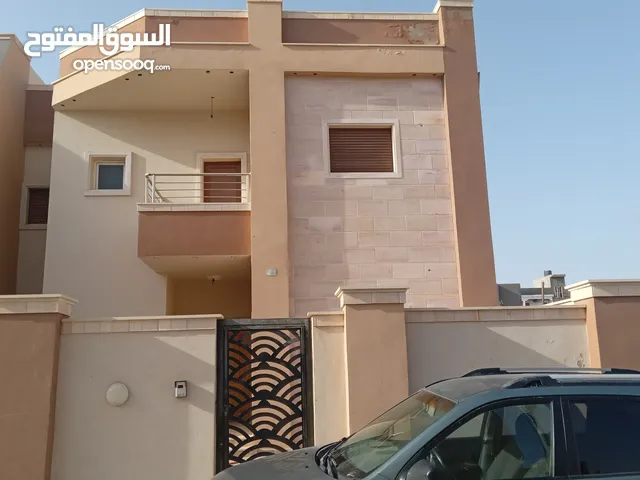 370 m2 4 Bedrooms Villa for Sale in Tripoli Abu Saleem