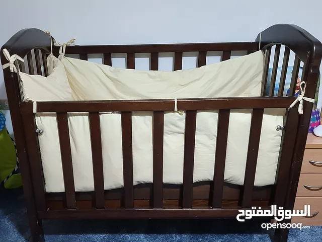 إطار سرير أطفال + فرشه