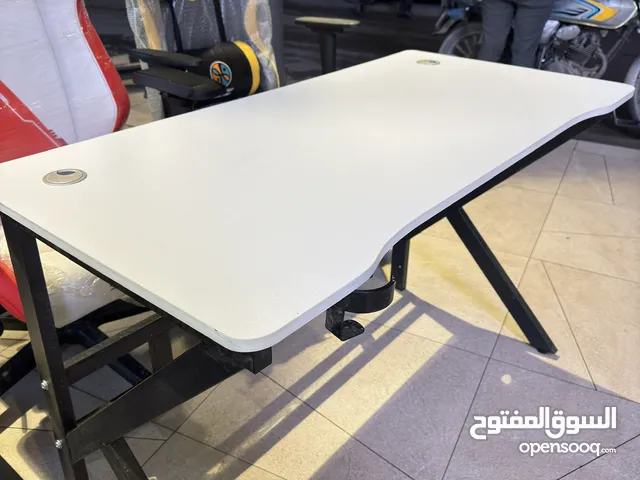 ميز حاسبة جديد