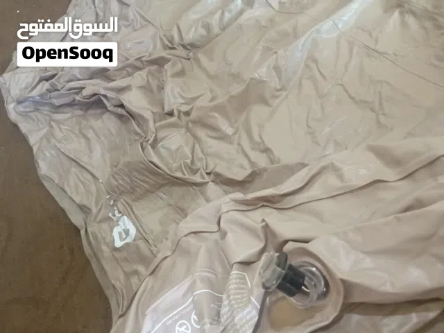 تخت مفرد مع مكينة نفخ