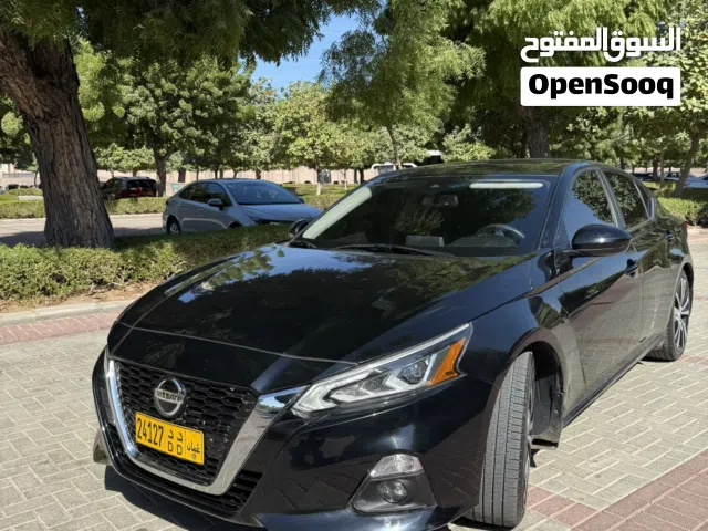 2020 نيسان التيما SR