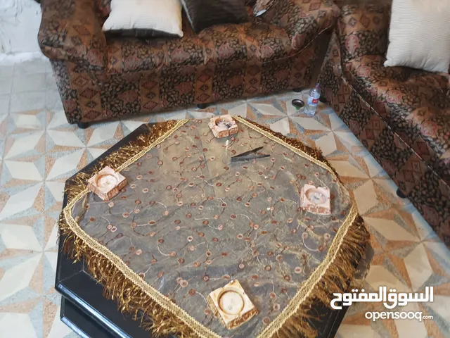 طقم كنبيات للبيع بسعر مغري