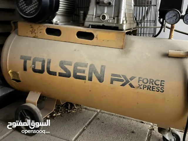 كمبريسر بحالة ممتازة