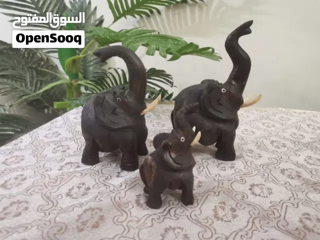 تحف من خشب الابانوس والعضم الطبيعي حرف راقي هاند ميد لعشاق الذوق الرفيع والتميز خارج المنافسة