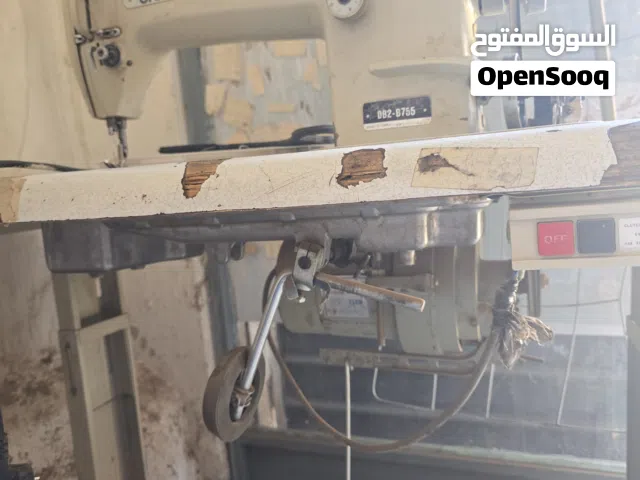 ماكينة خياطة تعمل بصورة جيدة