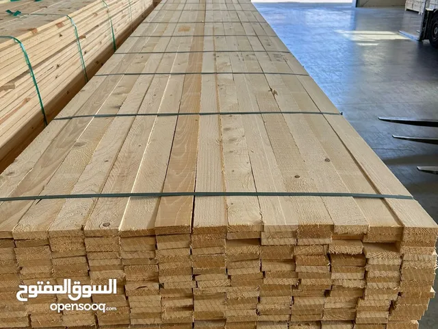 خشب ابيض Pine KD مباشر من ليتوانيا/بولندا/أوكرانيا. من المصنع