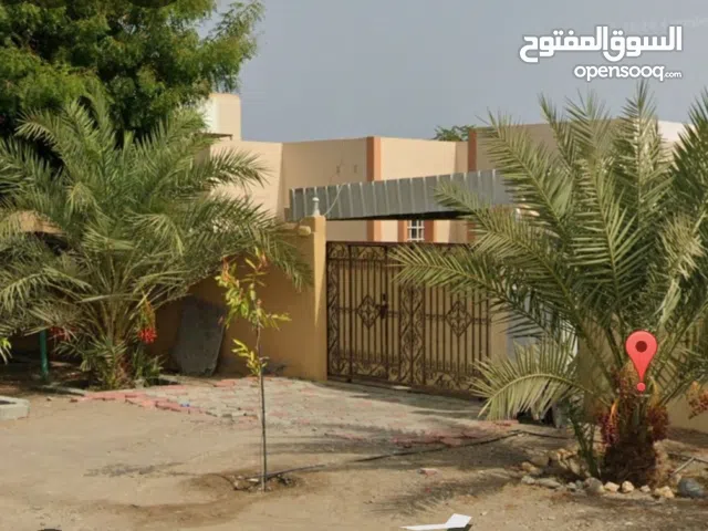 223 m2 3 Bedrooms Townhouse for Sale in Al Batinah Barka