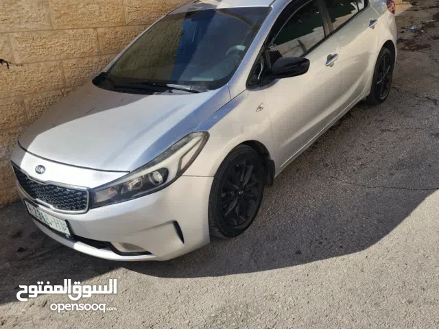 كيا سيراتو 2016 للبيع