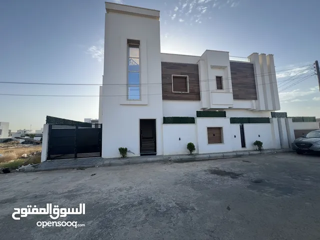 180 m2 3 Bedrooms Townhouse for Rent in Tripoli Al-Sidra