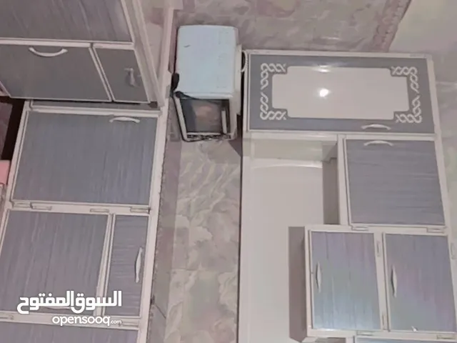 مطبخ المنيوم نضيف