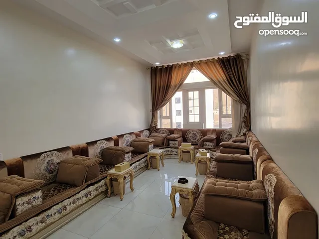 افخر وارقاء شقق مفروشة للايجار في صنعاء اول ساكن اثاث ملكي اطلاله رائعه موقع راقي بسعر مميز جدآ VIP