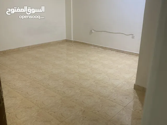 للأيجار شقة بالاندلس