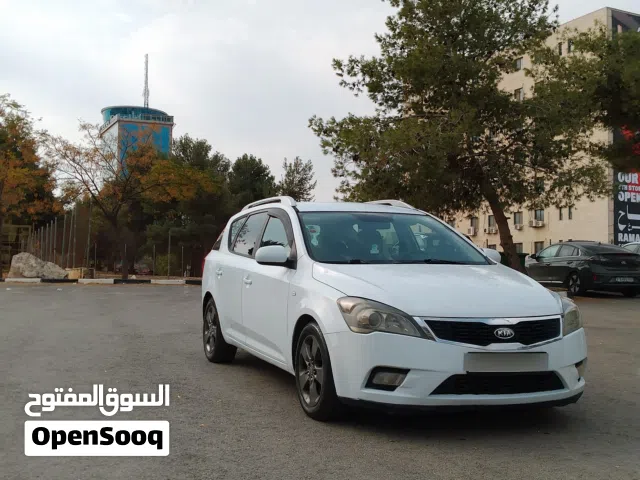 2011 كيا سيراتو LX