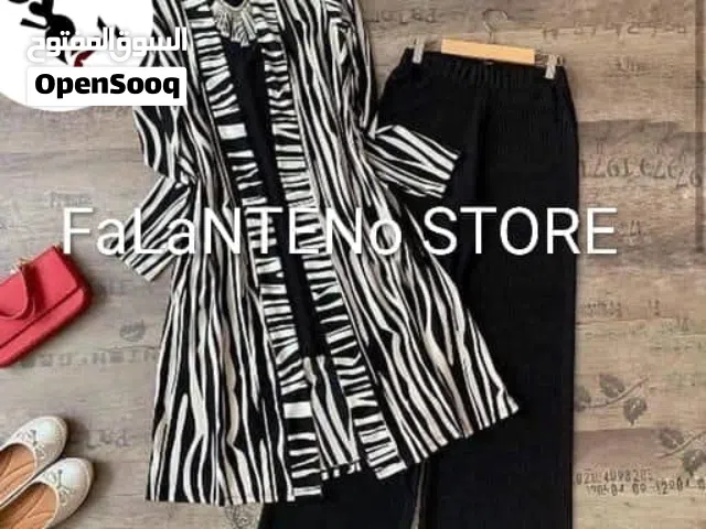 عرض تخفيض للبسات العيد