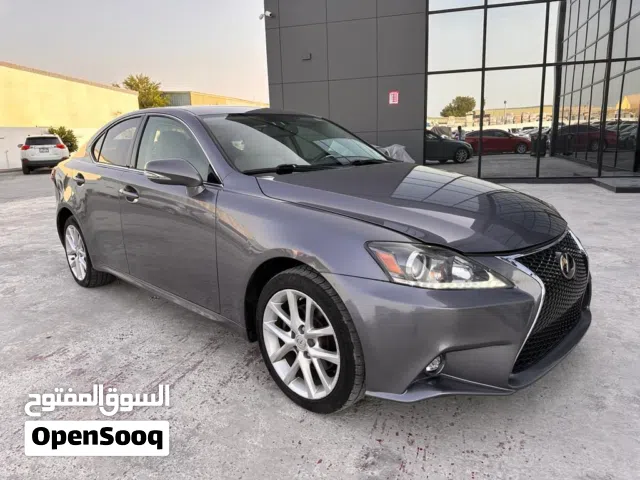 Lexus is 250 2012