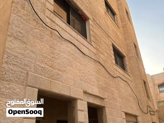 390 m2 More than 6 bedrooms Villa for Sale in Zarqa Al Zarqa Al Jadeedeh