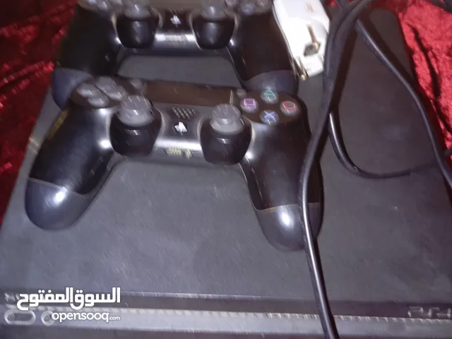 بلايستيشن 4 مستعمل