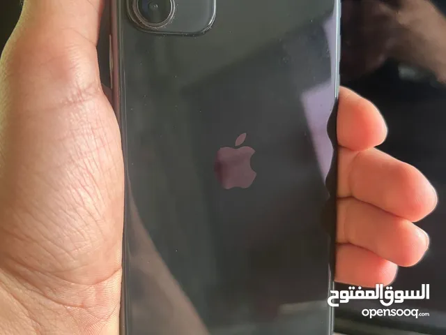 Apple iPhone 11 128 GB in Basra